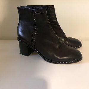 Rag & Bone booties !